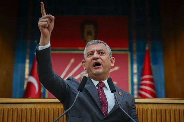 Rüşvet Mesajları Ortaya Çıktı! Özkan Yalım Savcılığa Teslim Etti
